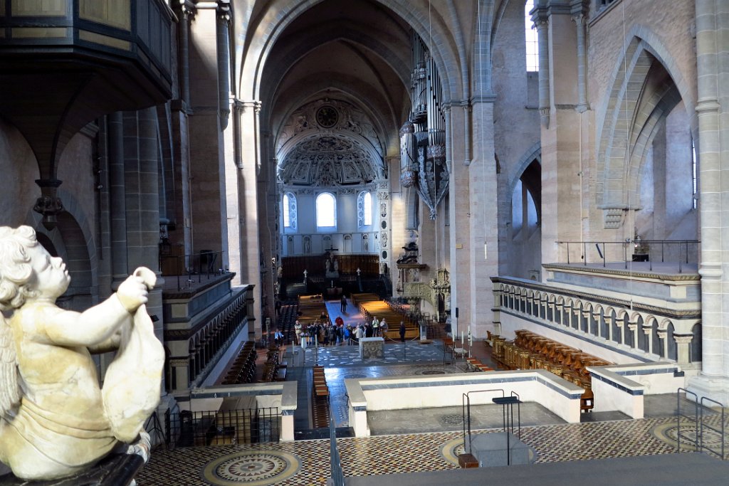 28 TREVIRI Cattedrale.JPG